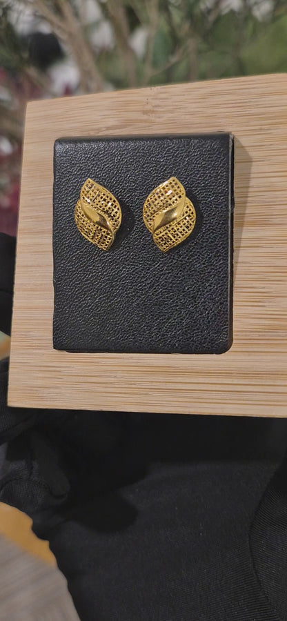 Gold Classic Leaf Earrings 21KT - FKJERN21KM11376