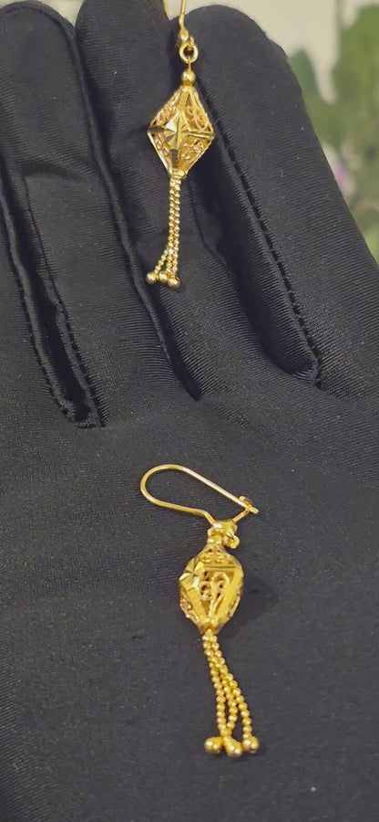 Gold Classic Filigree Drop Earrings 21KT - FKJERN21KM11465