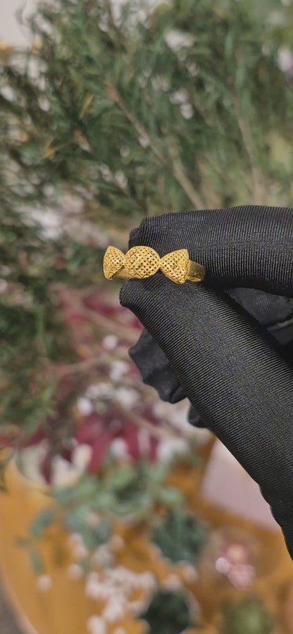 Gold Sleek Filigree Ring 21KT - FKJRN21KM11126