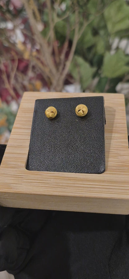 Gold Minimalist Textured Earrings 21KT - FKJERN21KM11535