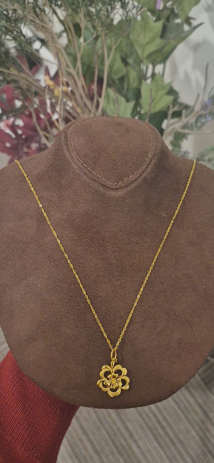 Gold Floral Halo Necklace 21KT - FKJNKL21KM11352