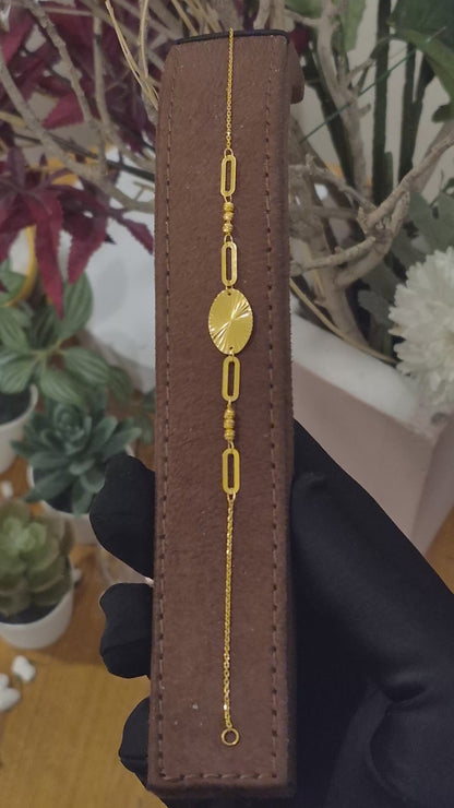 Gold Oval Shaped Bracelet 21KT - FKJBRL21KM11735