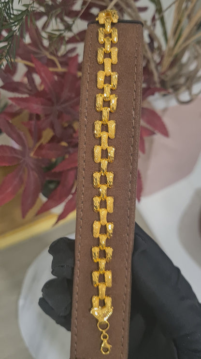 Gold Thick Strap Bracelet 21KT - FKJBRL21KM10448