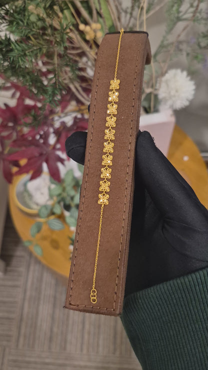 Gold Multi Flower Bracelet 21KT - FKJBRL21KM11679