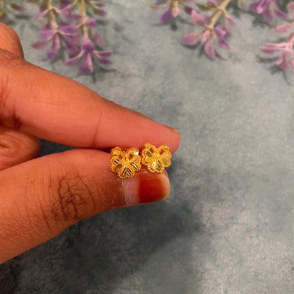 Gold Butterfly Shaped Earrings 18KT - FKJERN18K8238