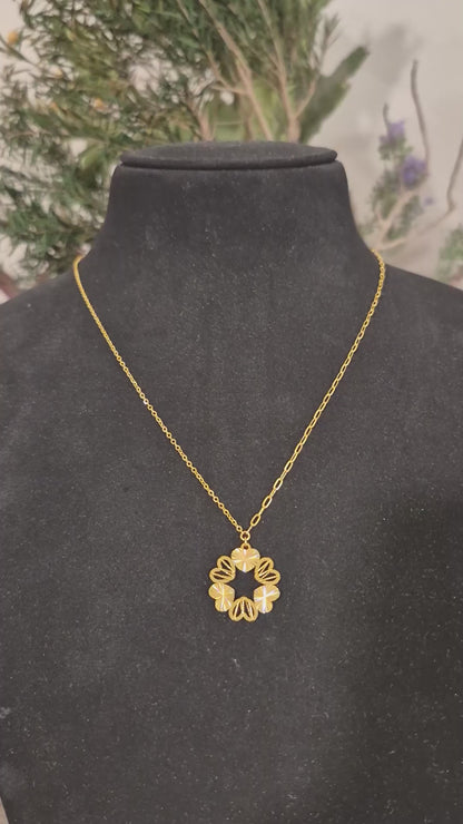 Gold Necklace (Chain with Floral Heart Pendant) 21KT - FKJNKL21KM12038