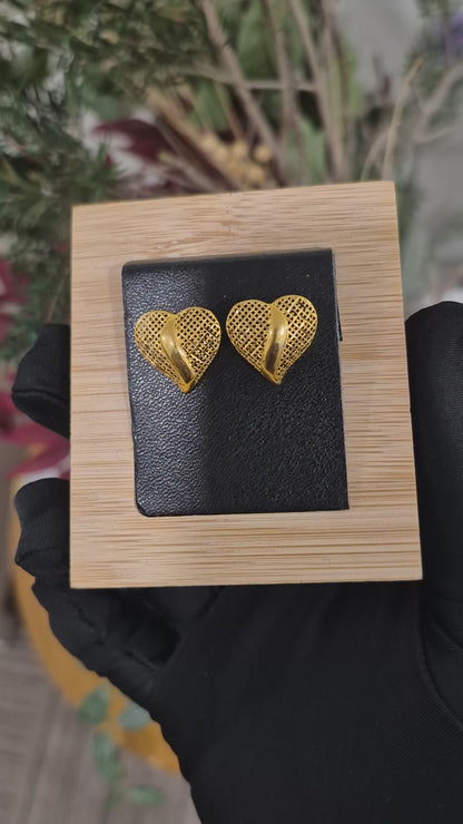 Gold Mesh Heart Shaped Earrings 21KT - FKJERN21KM12064