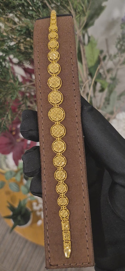 Gold Luxe Floral Link Bracelet 21KT - FKJBRL21KM11500