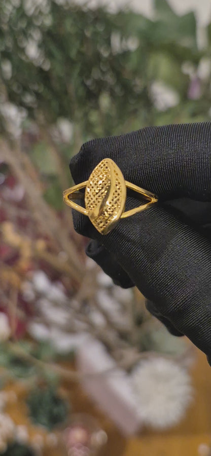 Gold Leaf Shaped Ring 21KT - FKJRN21KM11249