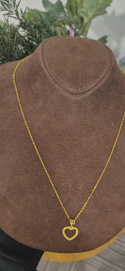 Gold Heart Outline Necklace 21KT - FKJNKL21KM11302