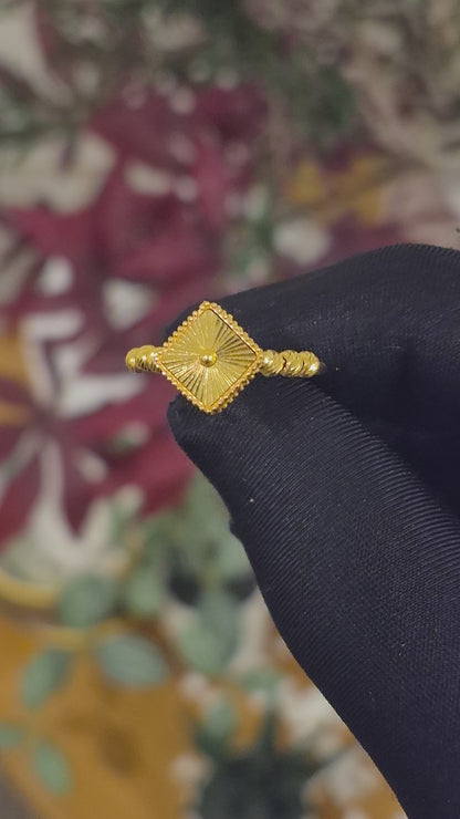 Gold Classic Ring 21KT - FKJRN21KM11702