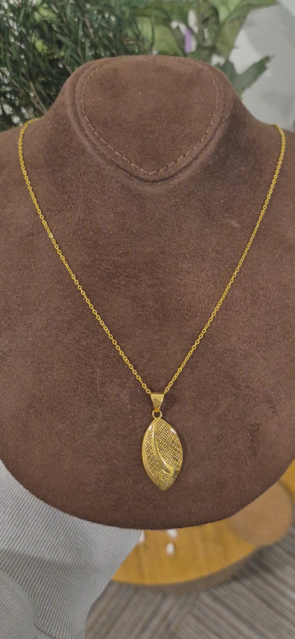 Gold Leaf Cutwork Necklace 21KT - FKJNKL21KM11320