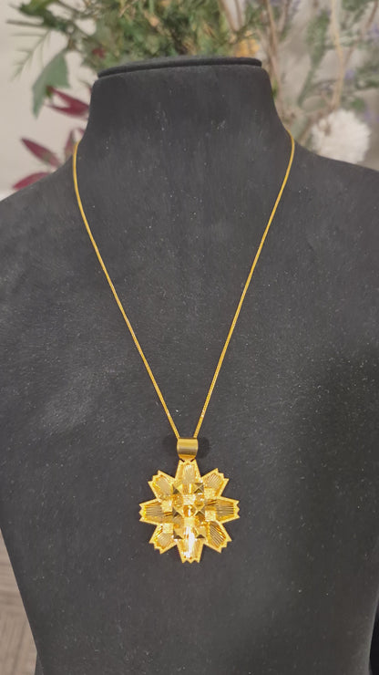 Gold Necklace (Chain with Elegant Flower Shaped Pendant) 21KT - FKJNKL21KM11875