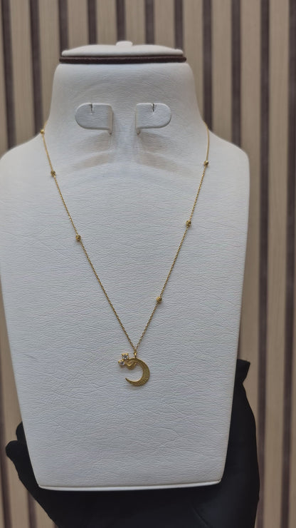 Gold Arabic Alphabet ق Necklace 21KT - FKJNKL21K2141