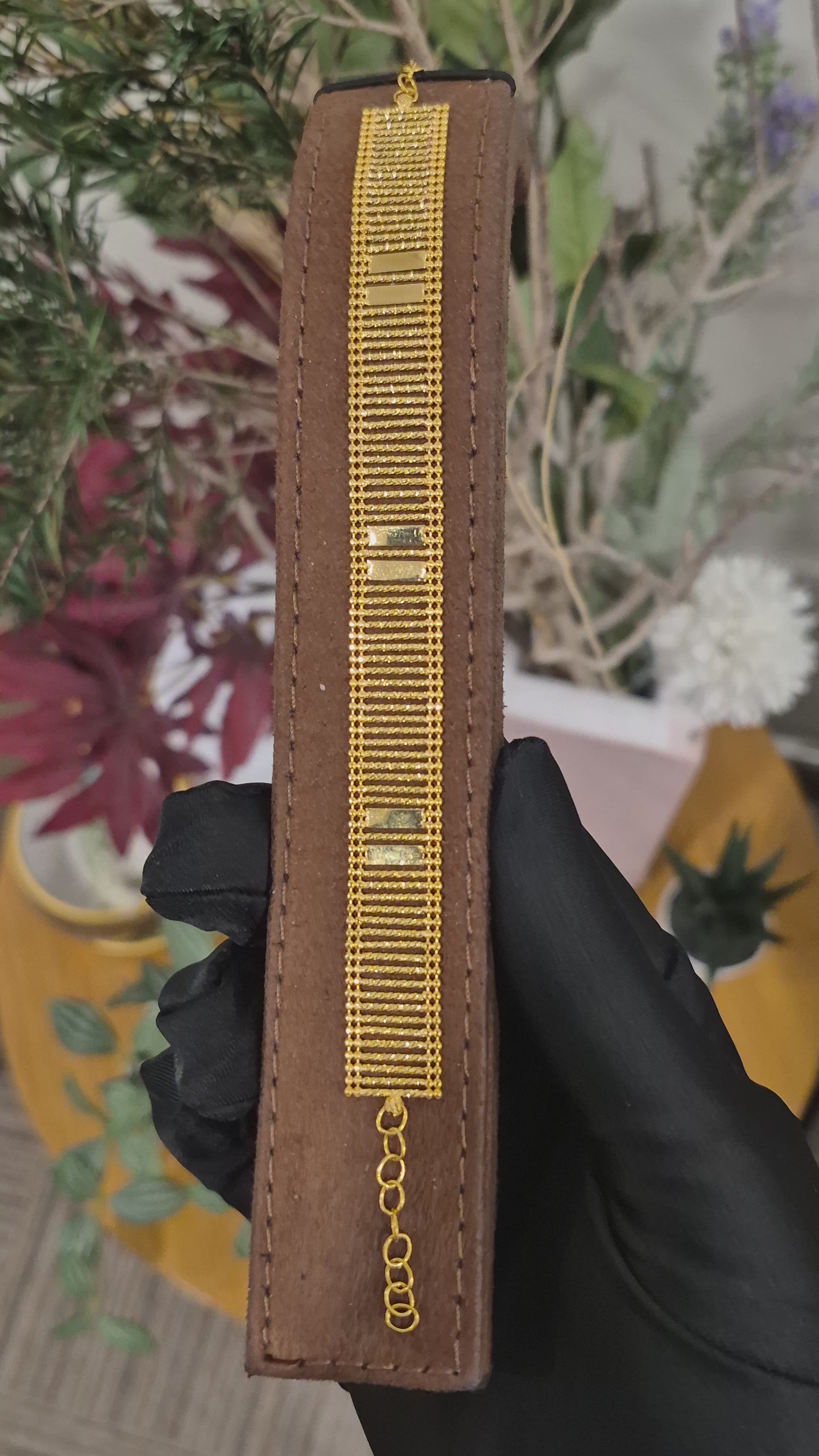 Gold Premium Bracelet 21KT - FKJBRL21KM12181