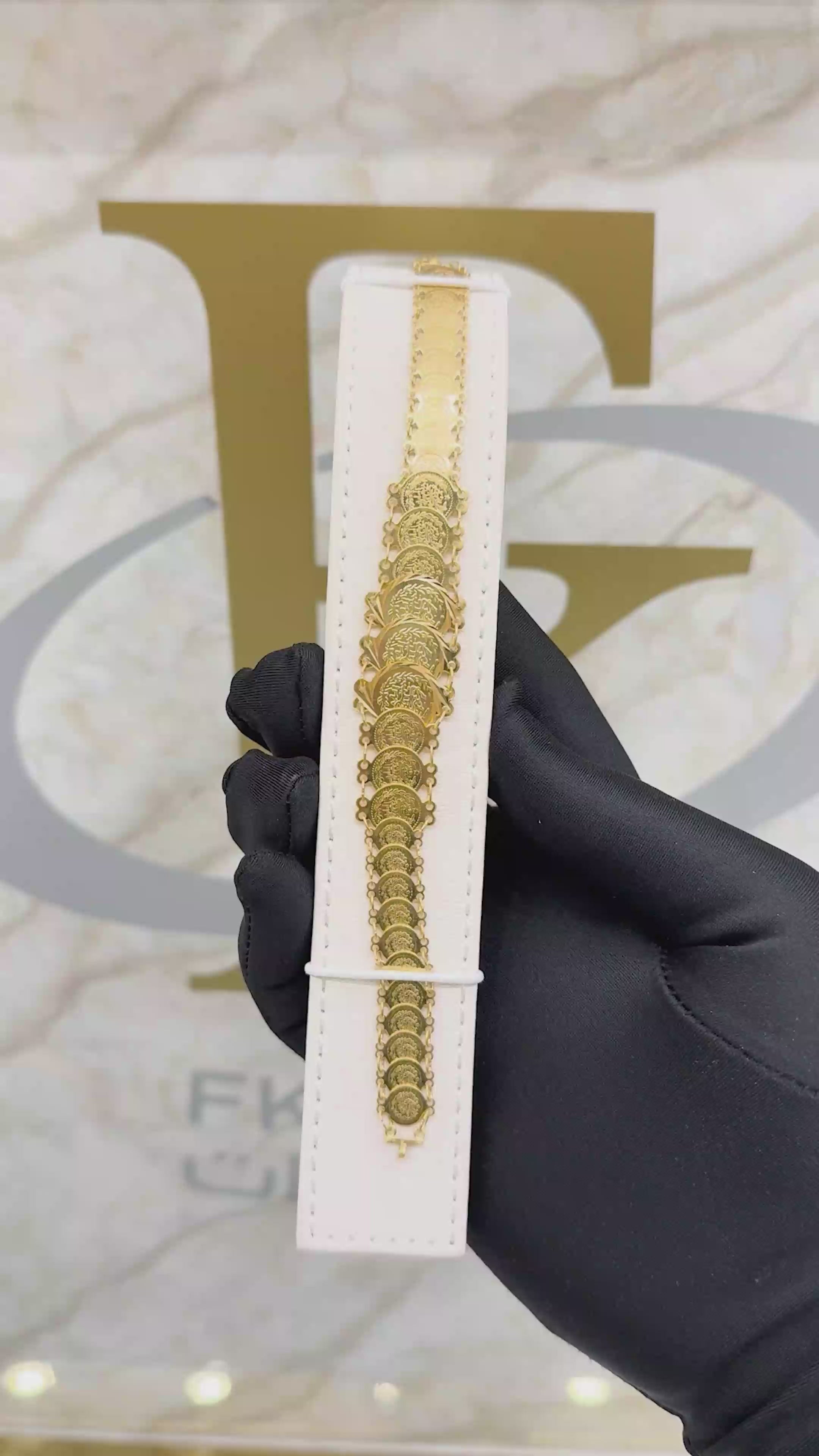 Gold Layered Lira Link Bracelet 21KT- FKJBRL21KM10261