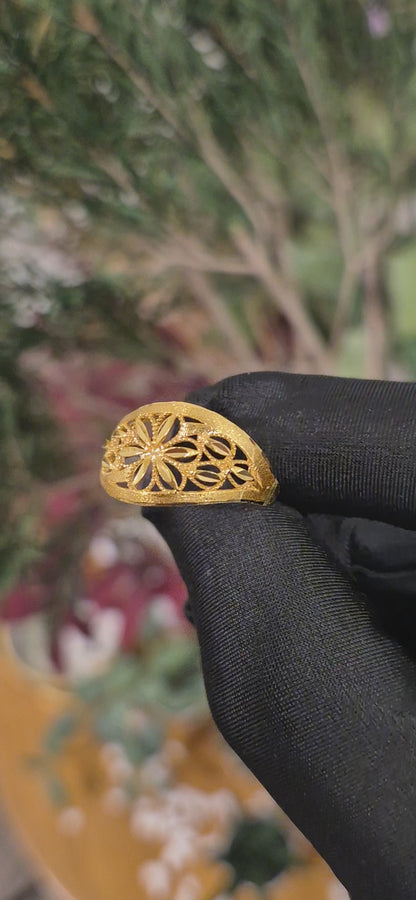 Gold Floral Cut Ring 21KT - FKJRN21KM11196