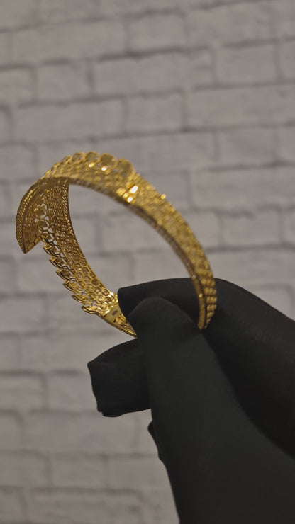 Gold Open Bypass Bangle 21KT - FKJERN21KM12256