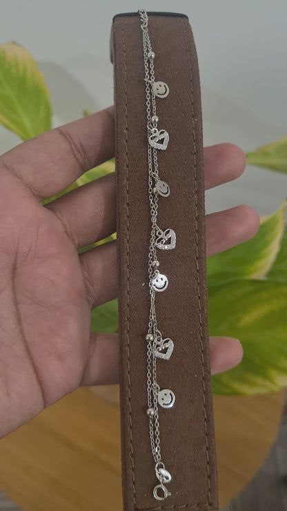 Sterling Silver 925 Smiley Heart Charm Bracelet - FKJBRLSL10581