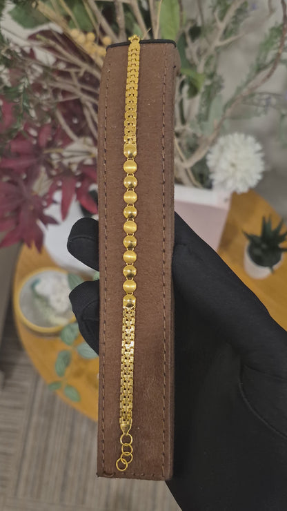 Gold Round Disc Bracelet 21KT - FKJBRL21KM11922