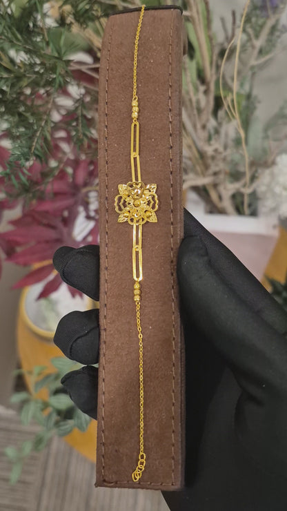 Gold Paperclip Chain Flower Shaped Bracelet 21KT - FKJBRL21KM12207