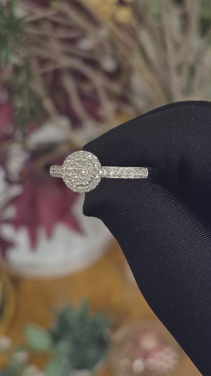 Round Brilliant Cut Engagement Ring  - FKJRN18KMD12101