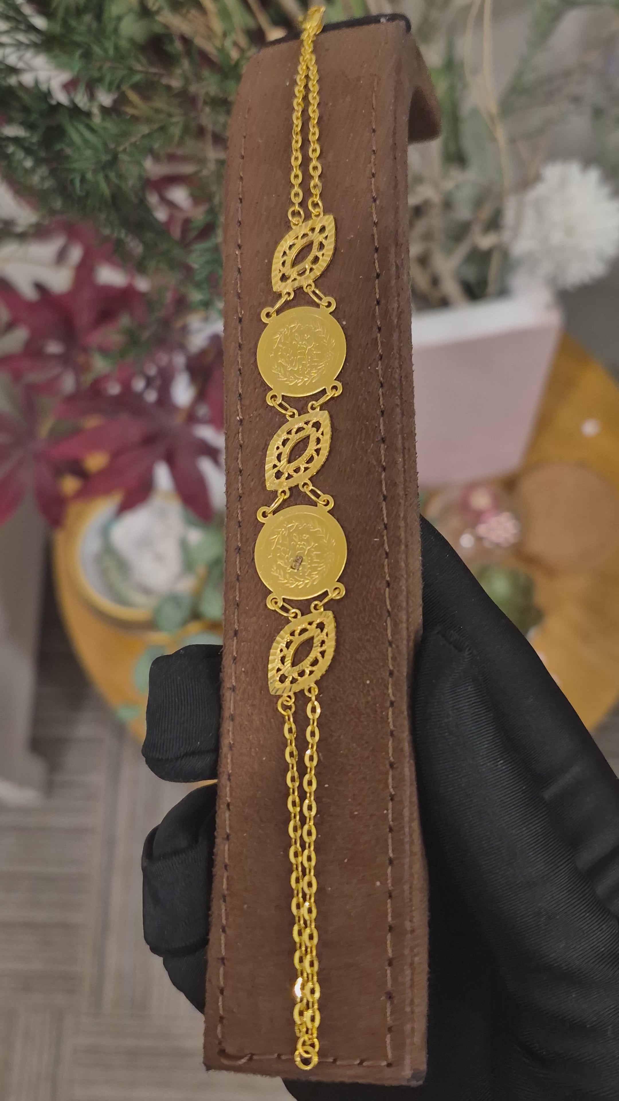 Gold Pattern Link Bracelet 21KT - FKJBRL21KM11635