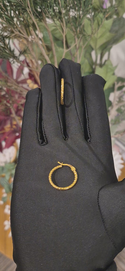 Gold Patterned Hoop Earrings 21KT - FKJERN21KM11274