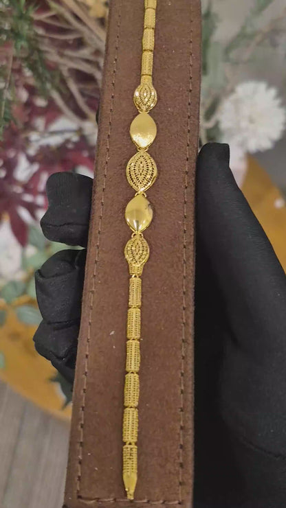 Gold Textured Oval Bracelet 21KT - FKJBRL21KM11561