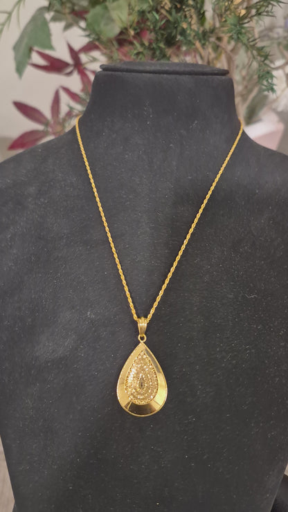 Gold Teardrop Shaped Necklace 21KT - FKJNKL21KM11854