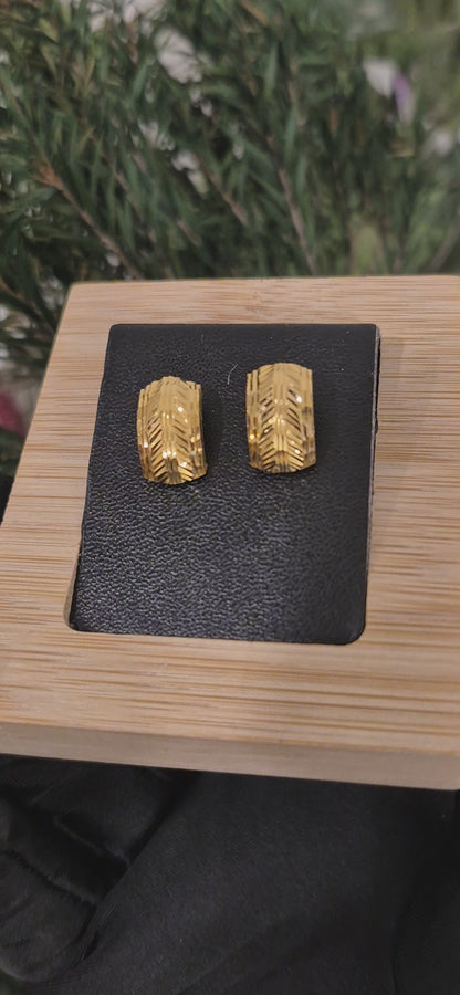 Gold Line Pattern Earrings 21KT - FKJERN21KM11392