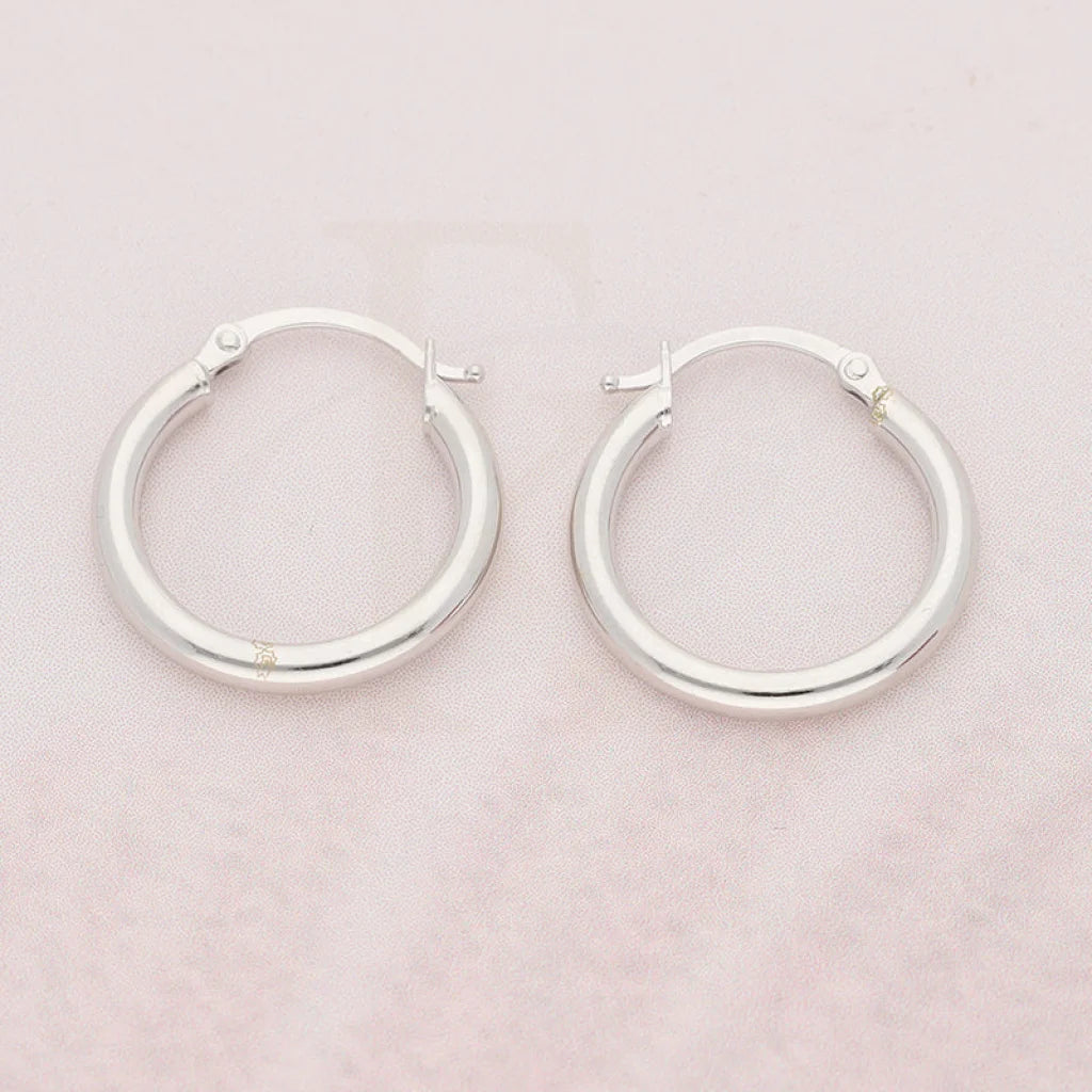 White Gold Clip On Hoop Earrings 18Kt - Fkjern18K3177